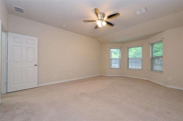 Building Photo - 1917 Megan Creek Dr