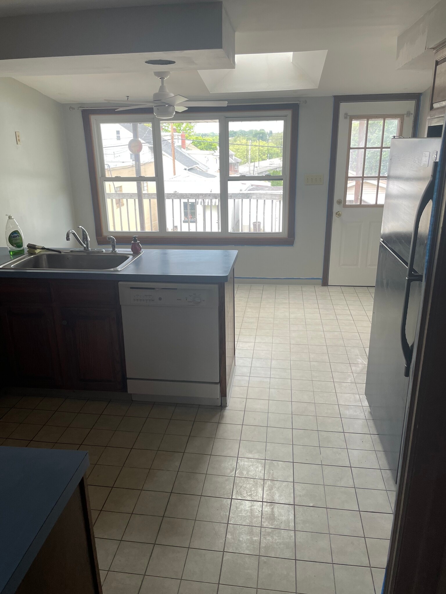 Eat-In Kitchen - 53 N 2nd St