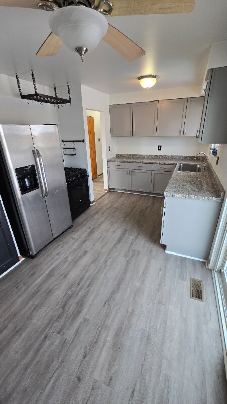 Building Photo - 30994 Dover St