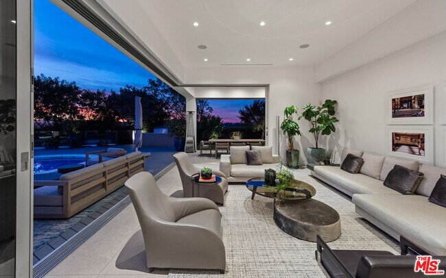 Building Photo - 2630 Eden Pl
