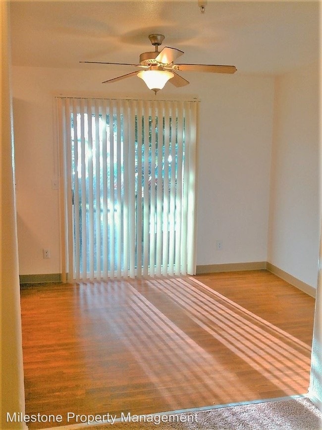 Interior Photo - Hilltop Court Apartments
