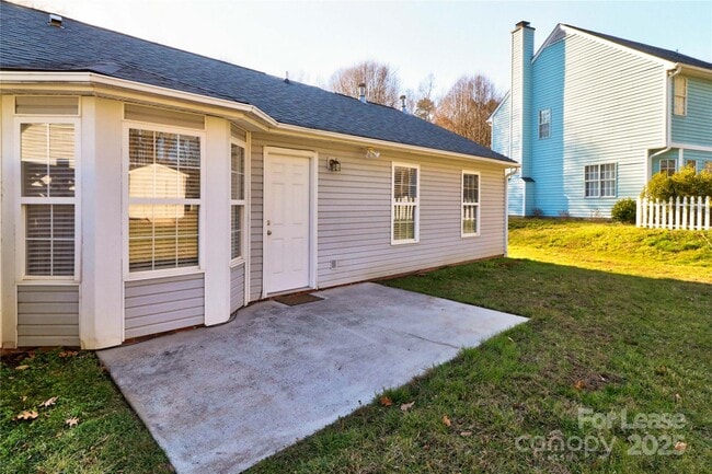 Building Photo - 771 Rebecca Jane Dr