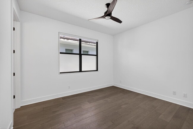 Building Photo - 4025 Faraday Wy