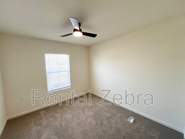 Building Photo - 4064 Cinnabar Ct