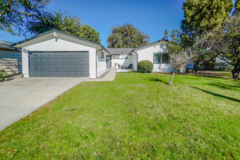 Building Photo - 717 Watson Ave