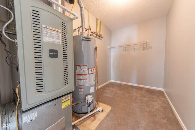 Building Photo - 2977 Sentiment Ln