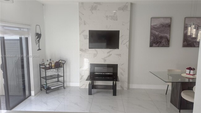 Building Photo - 3318 W 106th Terrace