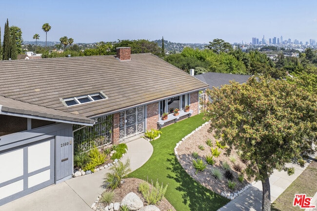 Building Photo - 2160 Winona Blvd