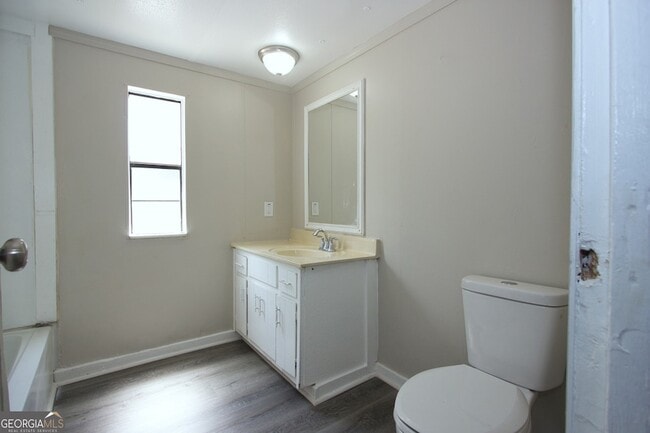 Building Photo - 340 Towler St