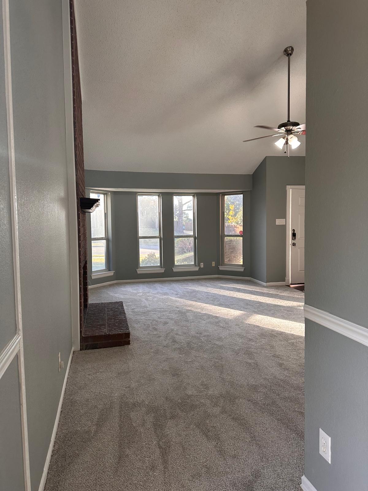 Building Photo - 2401 Forestmeadow Dr