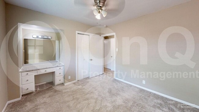 Building Photo - 1511 University Dr