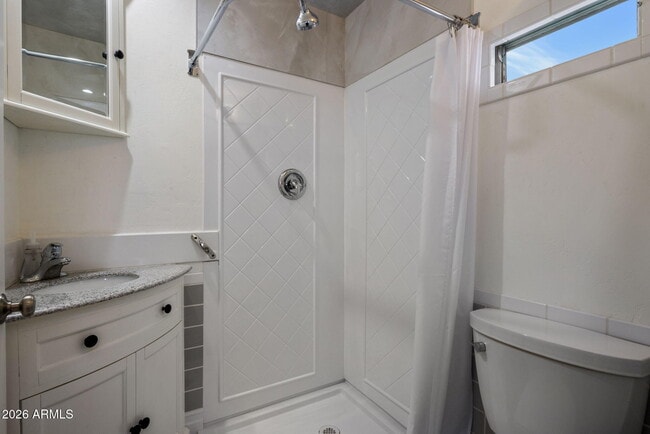 Building Photo - 2311 N Gayridge Rd