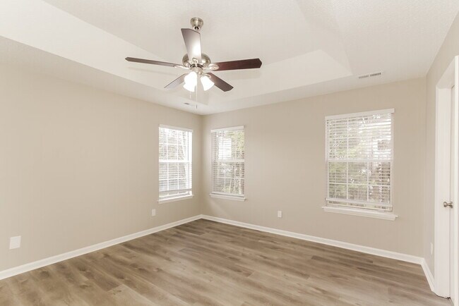 Building Photo - 1612 Gordon Walters Dr
