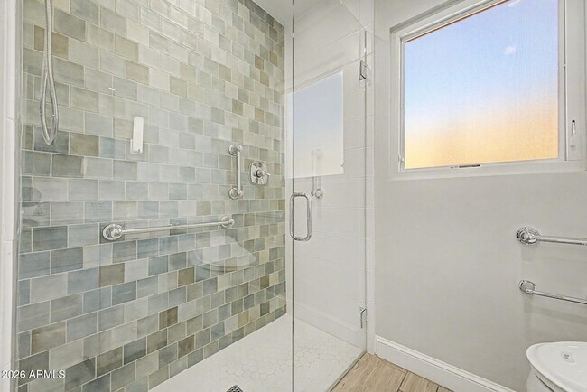 Building Photo - 5539 N 19th St