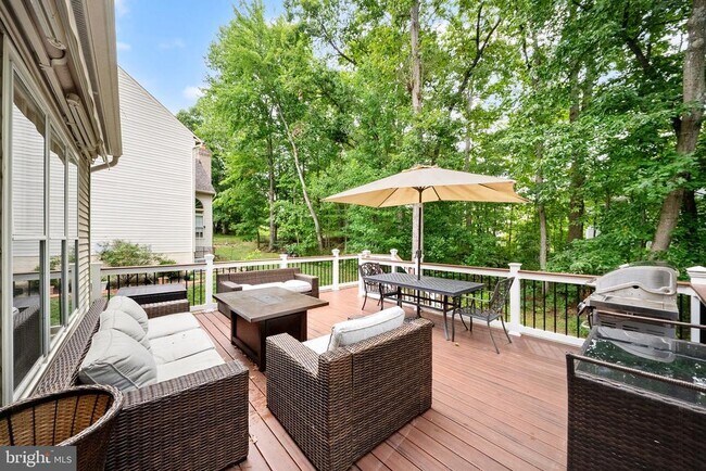 Building Photo - 5667 Lonesome Dove Ct
