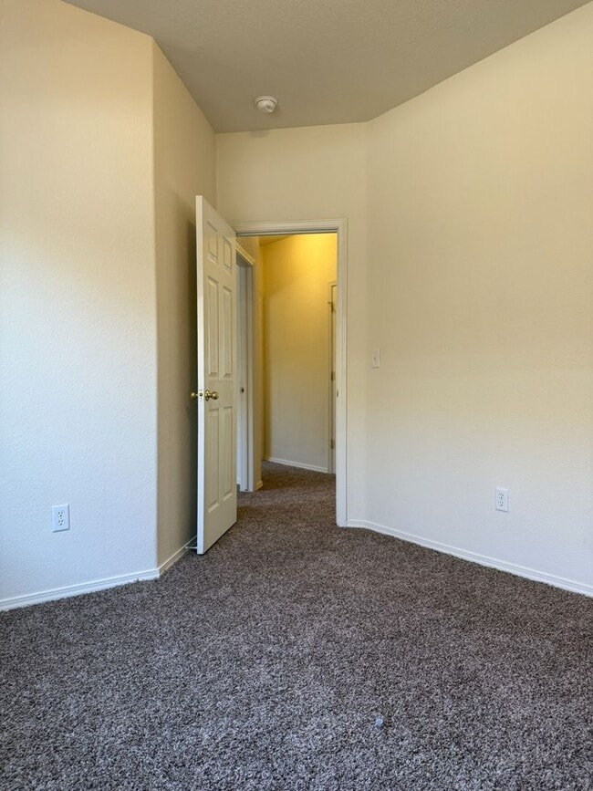 Building Photo - 2675 Antares Ct