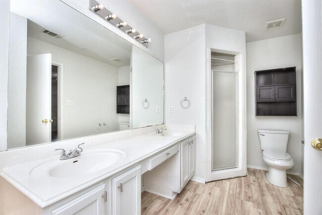 Building Photo - 3007 Crystal Cove