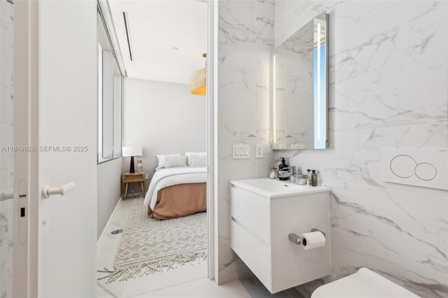 Building Photo - 2000 S Ocean Dr