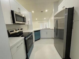 Building Photo - 1630 Zenith Way