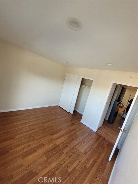 Building Photo - 4110 Elm Ave