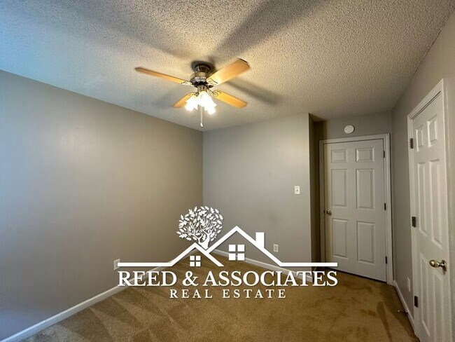 Building Photo - Cordova Home Located off of Houston Levee!