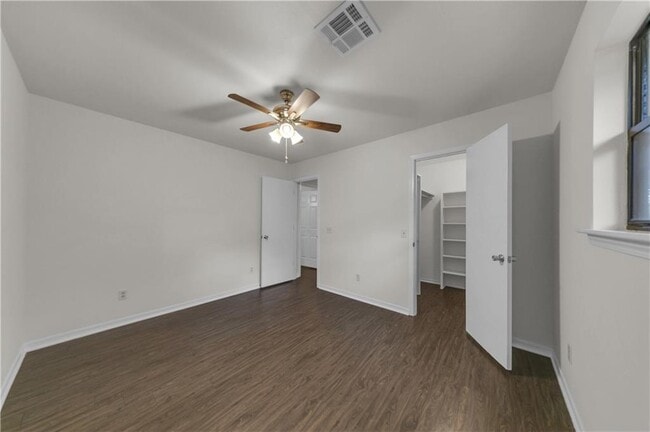 Building Photo - 56 Billingsley Dr