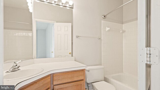 Building Photo - 13058 Autumn Woods Way