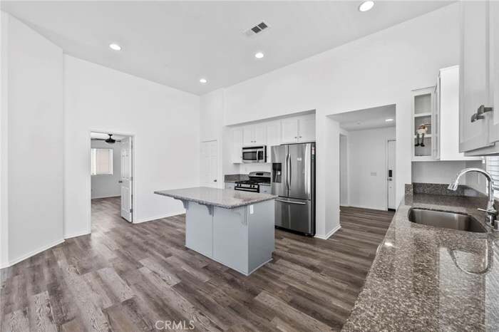 Building Photo - 35142 Sorrel Ln