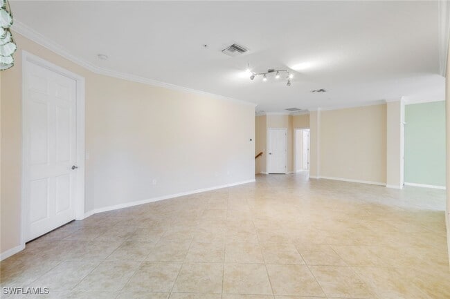 Building Photo - 10240 Cobble Notch Loop