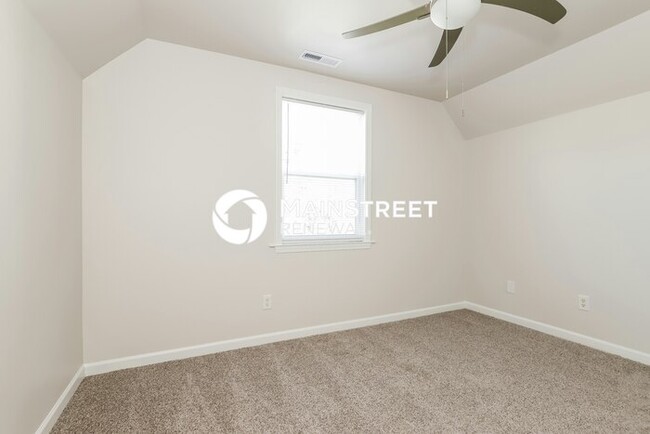 Building Photo - 3376 Tinley Park Dr