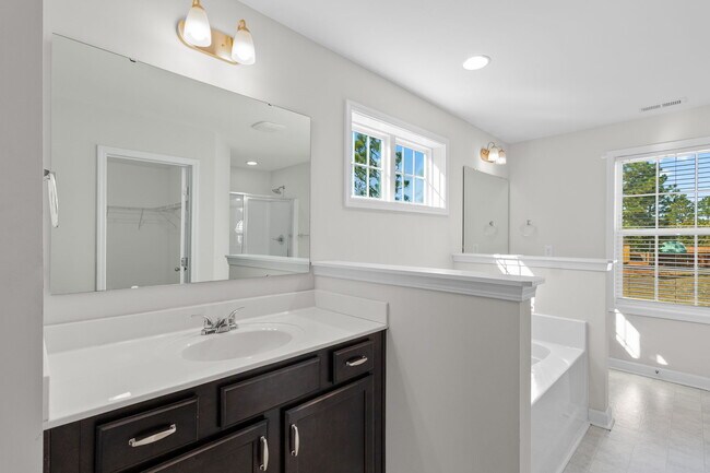 Building Photo - 4095 Irwin Dr