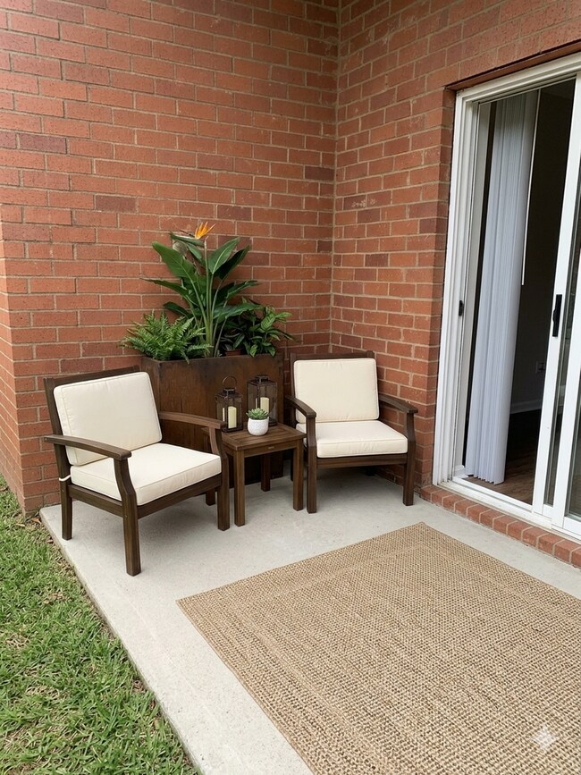 Building Photo - 2745GRI-106