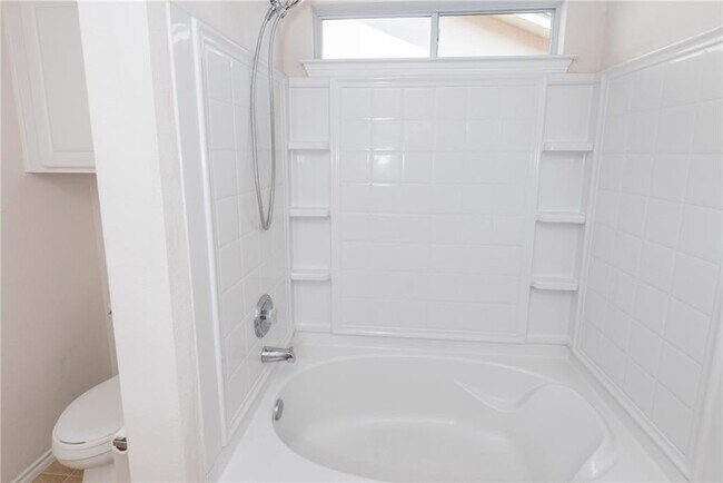 Building Photo - 232 Brandons Way