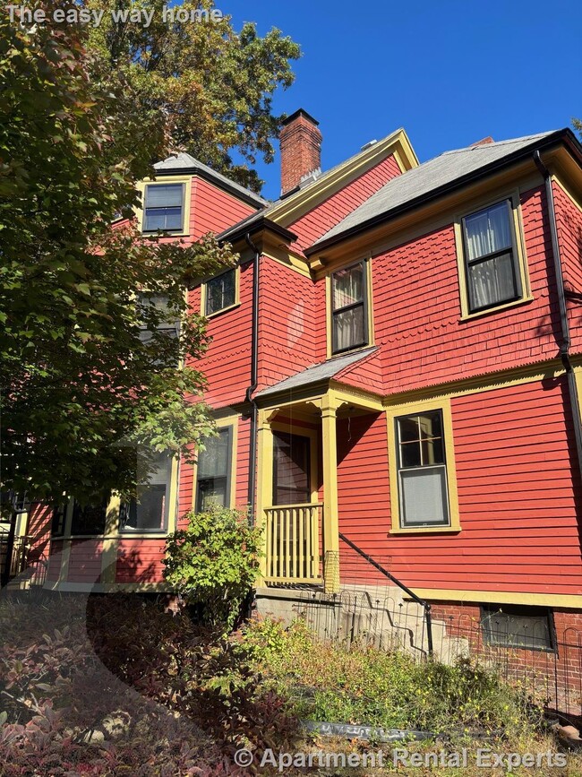 Building Photo - Cambridgeport 3rd floor 1 Bedroom for $285...