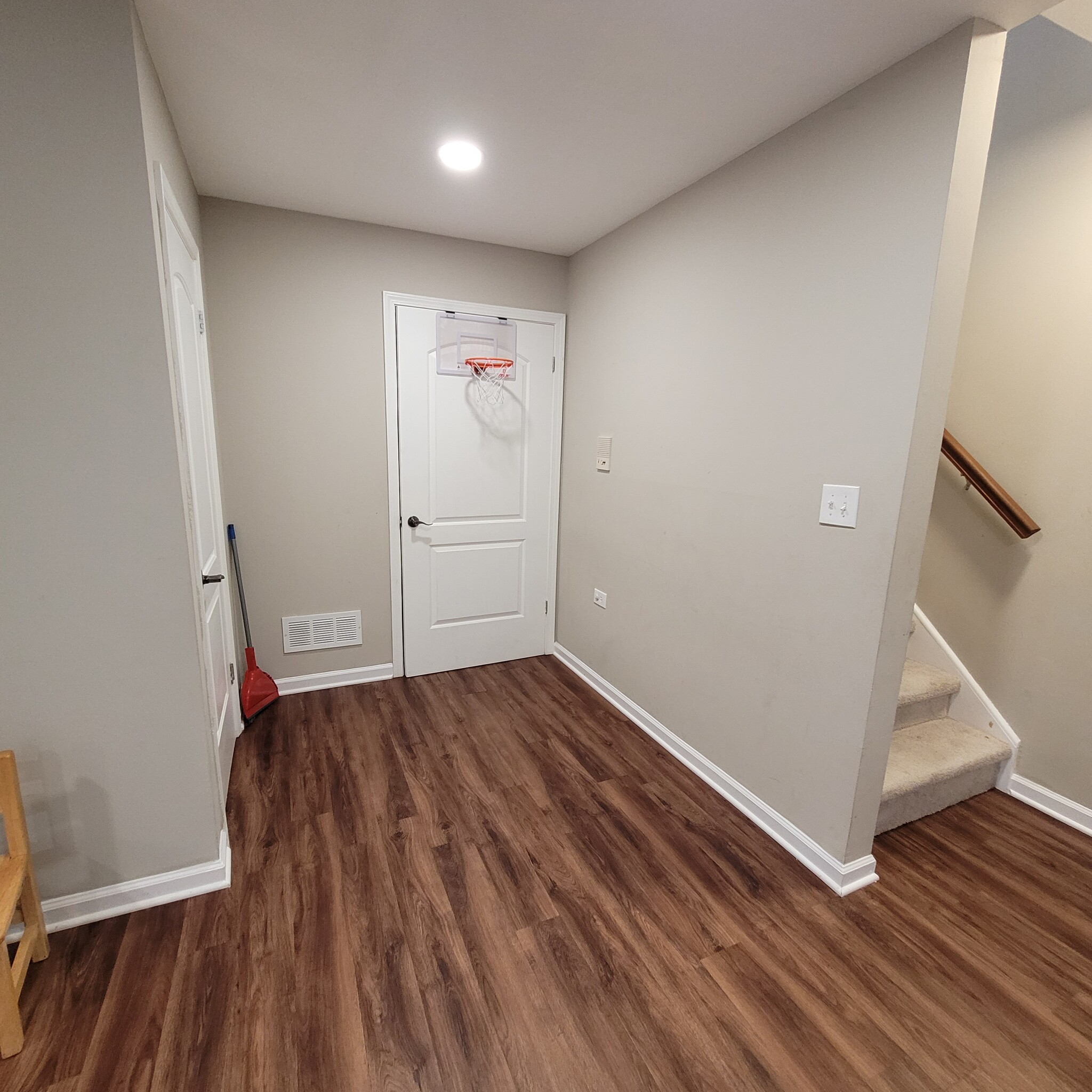 Finished Basement - 4436 S King Dr