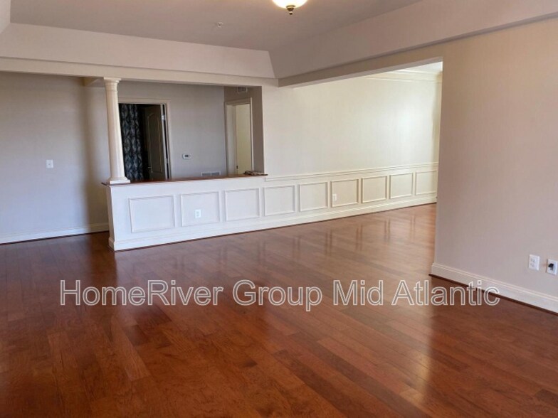 Building Photo - 8606 Wintergreen Ct
