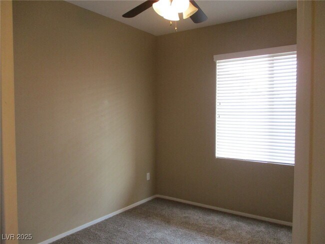 Building Photo - 1001 Domnus Ln