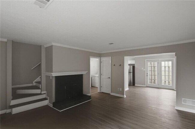 Building Photo - 218 Mill Creek Pl