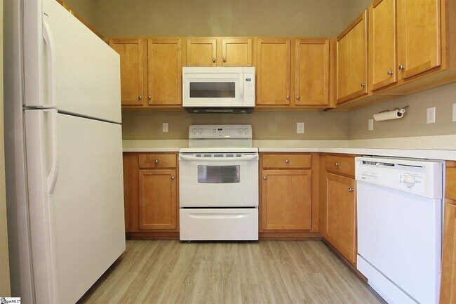 Building Photo - 8 Sunfield Ct