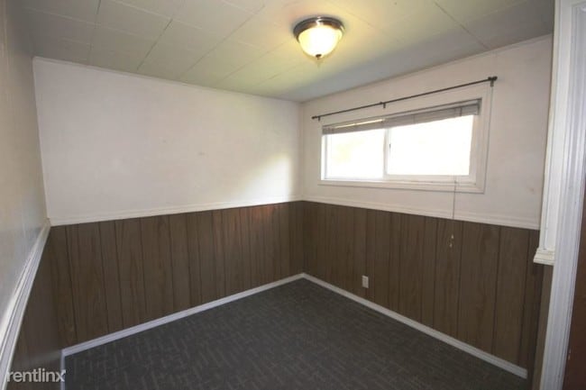 Building Photo - 2 br, 1 bath House - 265 West 6th ST