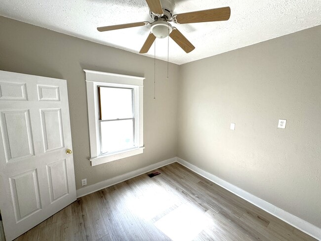 Building Photo - 321 Harlan St