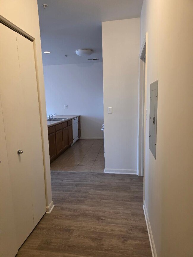 Building Photo - 3506 S State St