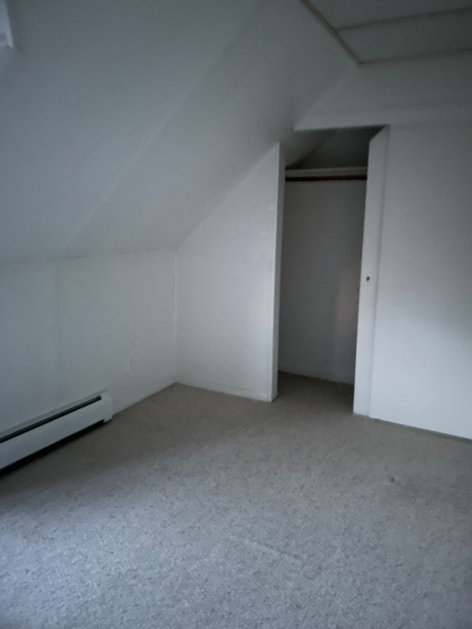 Building Photo - 70 Rutgers St