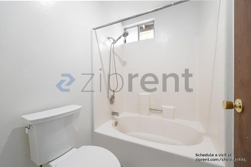 Building Photo - 2021 Haller St