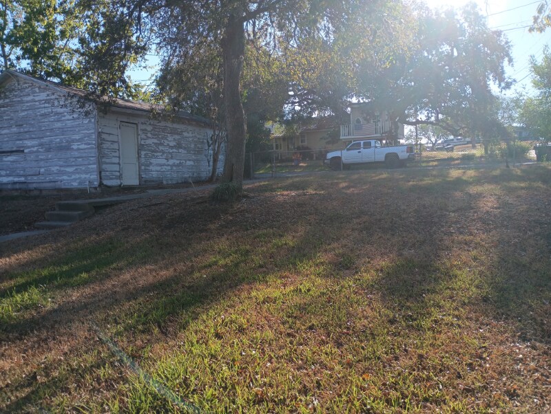 Building Photo - 205 Lackey St