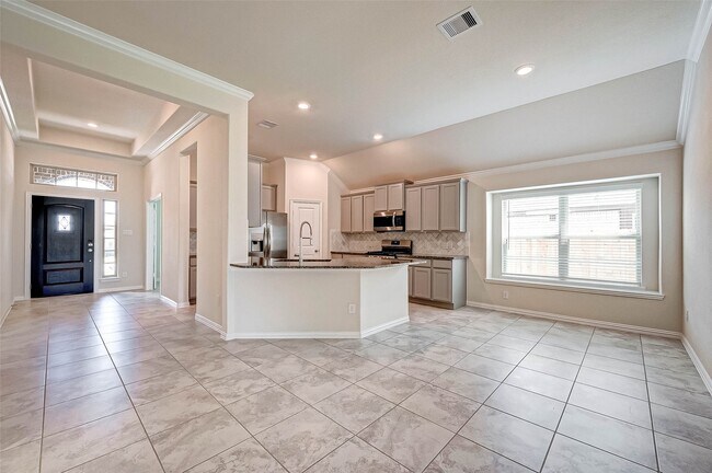 Building Photo - 2307 Green Kale Dr