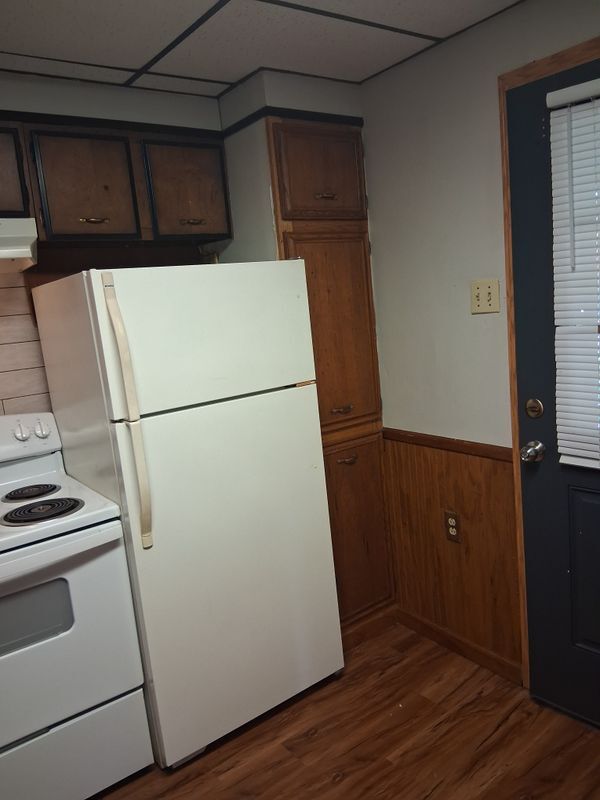 Building Photo - 909 Mahantongo St