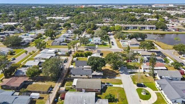 Building Photo - 766 91st Ave N