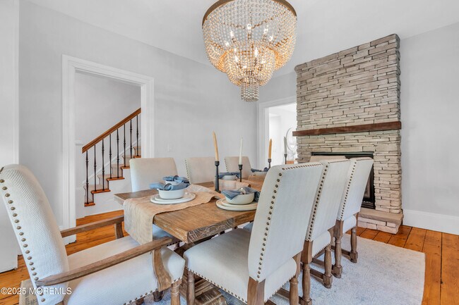 Building Photo - 146 Rumson Rd