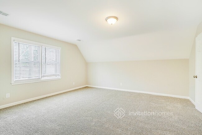 Building Photo - 116 Roe Hampton Ln SW